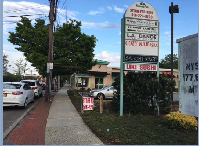 111 Merrick Rd, Amityville, NY 11701